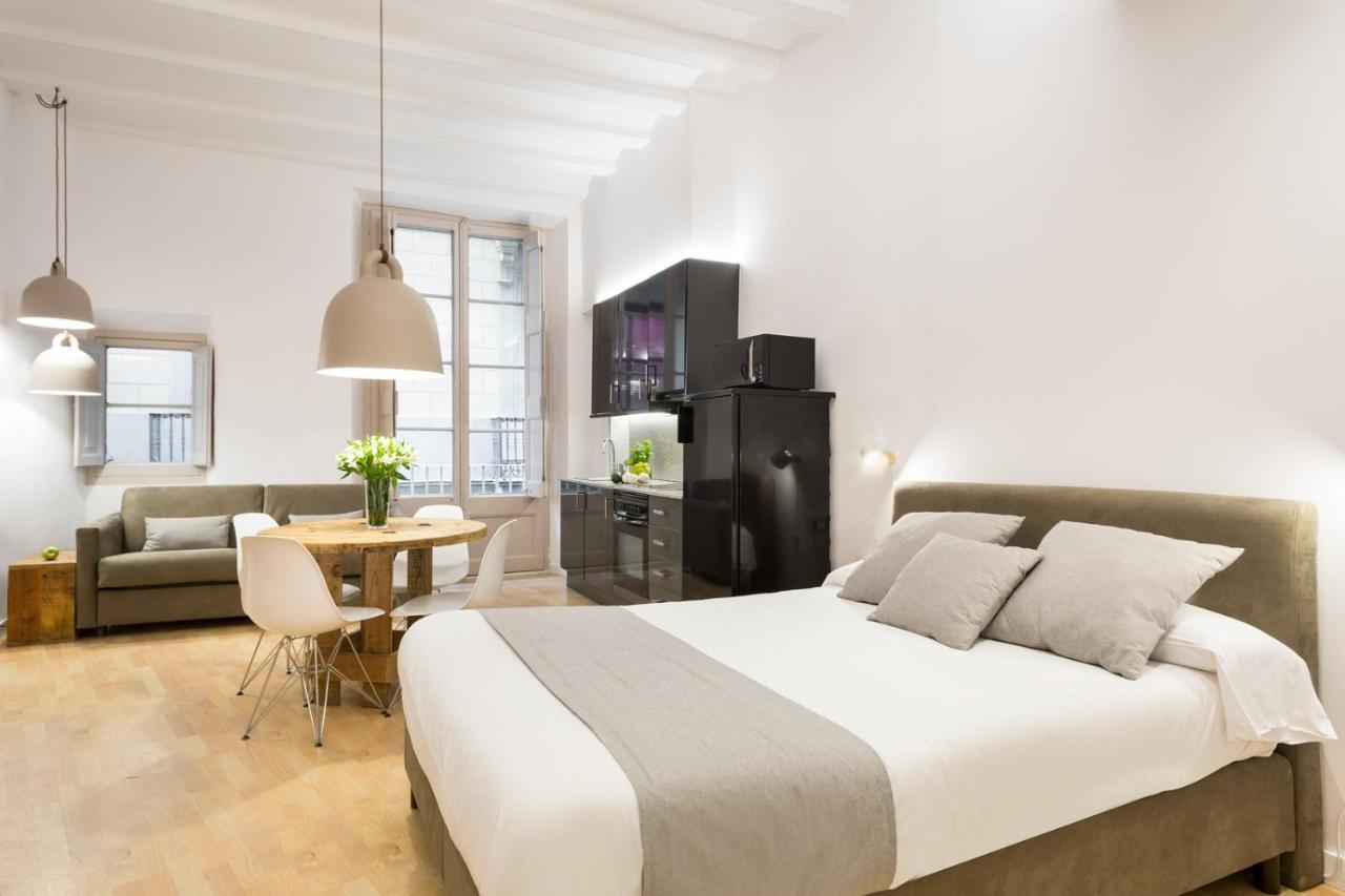 Friendly Rentals CND Canuda Barcelona Exterior foto